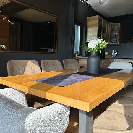 GomirjeZoe Luxury House别墅 外观 照片