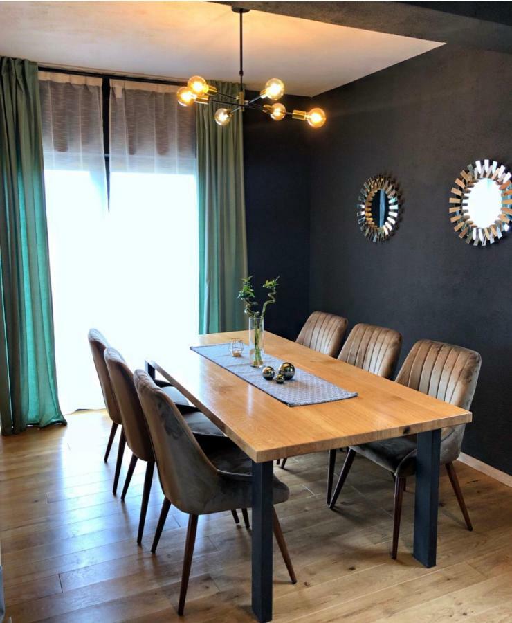 GomirjeZoe Luxury House别墅 外观 照片
