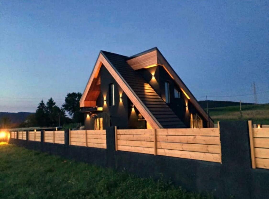 GomirjeZoe Luxury House别墅 外观 照片