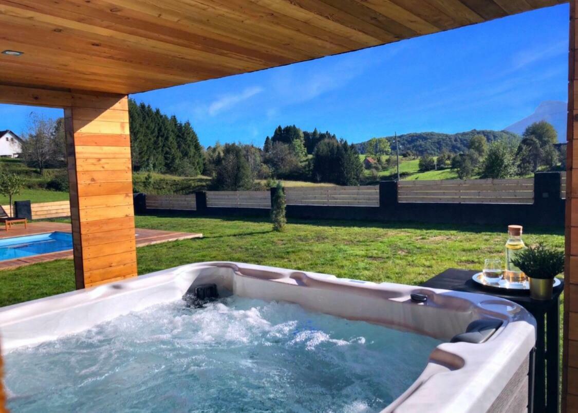 GomirjeZoe Luxury House别墅 外观 照片